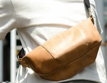 ARTBROWN(アートブラウン)のUKサドルレザー2Wayバッグ