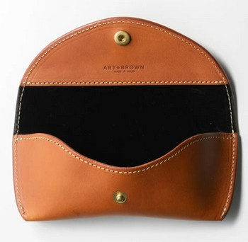 ARTBROWNのメガネケース